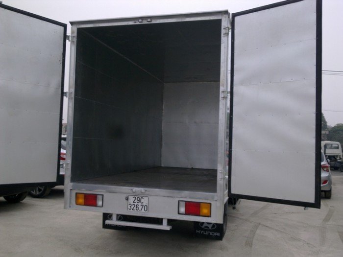 Xe Tải HYUNDAI VEAM VT252 - 1 ( Thùng dài 4m2 - rộng 1m9) Xe nhập 3 cục từ Hàn Quốc về VN lắp ráp