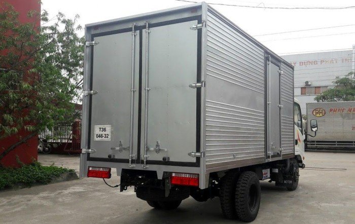 Xe Tải HYUNDAI VEAM VT252 - 1 ( Thùng dài 4m2 - rộng 1m9) Xe nhập 3 cục từ Hàn Quốc về VN lắp ráp