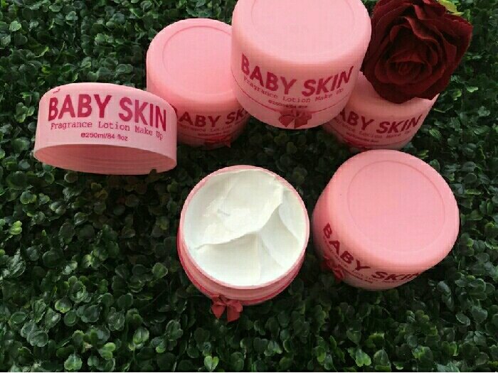 Set tắm trắng và kem dưỡng Baby skin