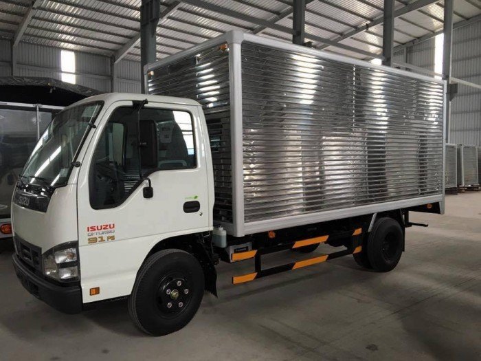 Xe isuzu thùng mui bạt tai trọng 2,2T lưu thông thành phố