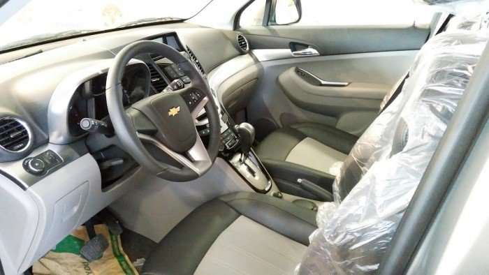 Chevrolet Orlando 1.8AT LTZ Trắng, giao ngay, giá tốt, hỗ trợ vay 80%