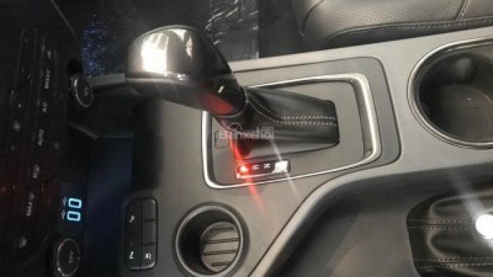 Bán xe Ford Everest 7 chỗ - Giá tốt nhất Sài Gòn-ngân hàng hỗ trợ 80% giá trị xe‎-giao xe ngay