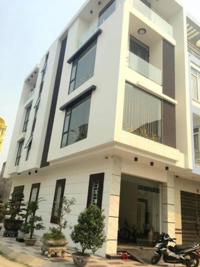 Bán nhà 4 tầng chính chủ, lô 16 số 139 mở rộng Lê Hồng Phong , dt 60m2, hướng Đông Nam, giá 4,7 tỷ
