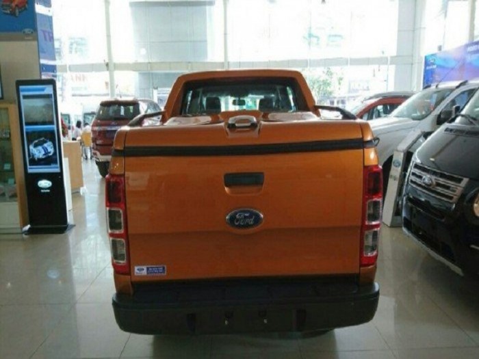 Giá xe Ford Ranger XLS AT 2019, giá xe Ford Ranger 2019 mới nhất