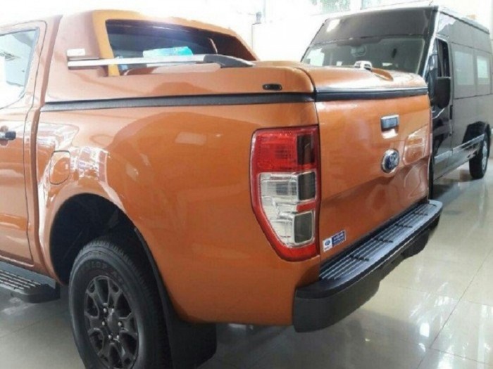 Giá xe Ford Ranger XLS AT 2019, giá xe Ford Ranger 2019 mới nhất