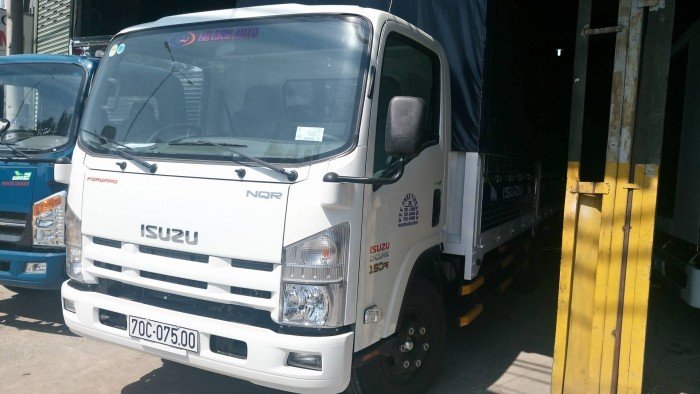 Xe tải ISUZU 2150 kg( có  xe giao ngay)