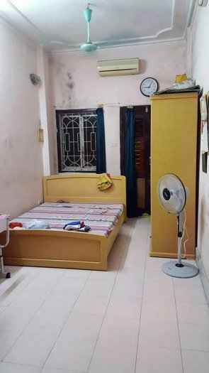 Nhà Vĩnh Hồ 30m2 5 tầng, kinh doanh sầm uất, oto, 4.8 tỷ