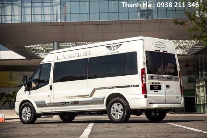 Cần bán xe transit limousine 2017 , trả trước 10%