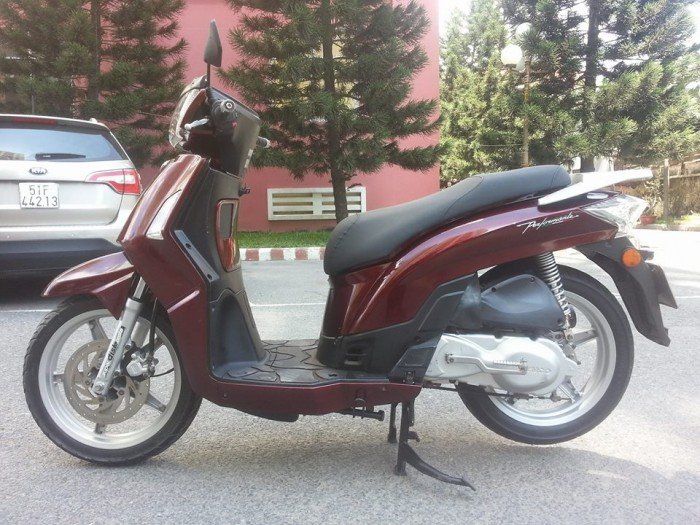 KYMCO SOLONA 165 Kiểu Dáng SH Chất Lượng Châu Âu Tuyệt Đẹp