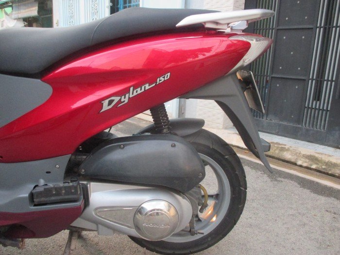Honda dylan 150cc (ý),màu đỏ, ngay chủ