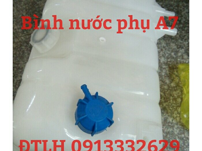 Bình nước rửa kính howo A7