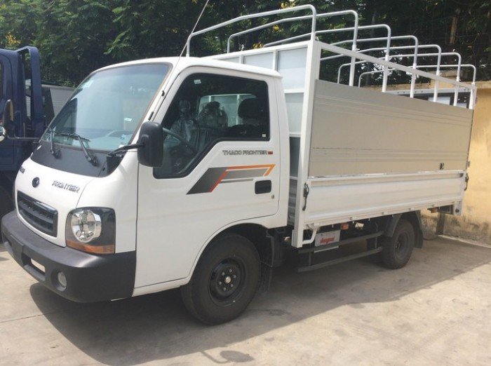 Giá bán xe tải 2,4 tấn Trường Hải. Mua xe tải kia trả góp.
