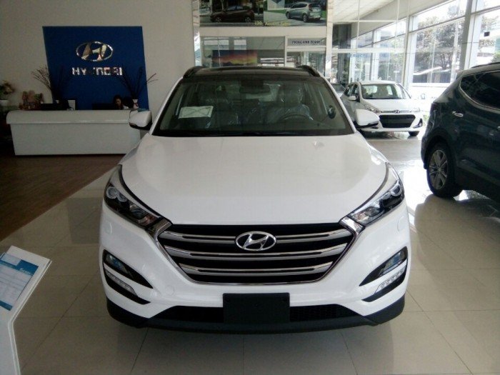 Xe hyundai TUCSON 2.0 full trắng