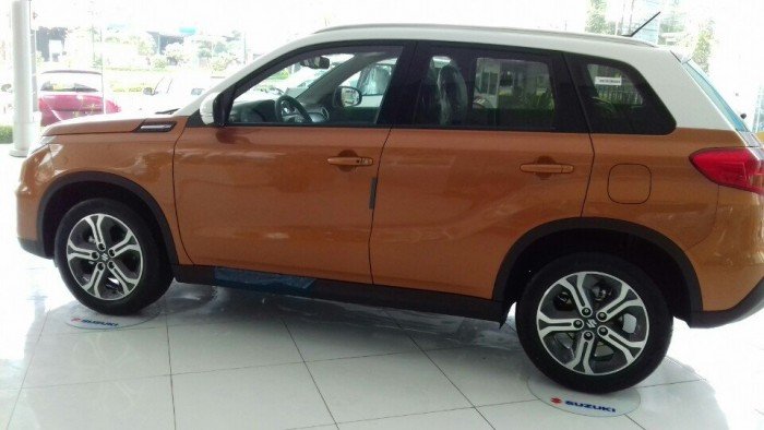 Cần bán Suzuki Vitara đời 2017, màu trắng, nhập khẩu nguyên chiếc, khuyến mại 100 triệu, xe giao ngay