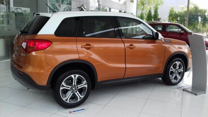 Cần bán Suzuki Vitara đời 2017, màu trắng, nhập khẩu nguyên chiếc, khuyến mại 100 triệu, xe giao ngay