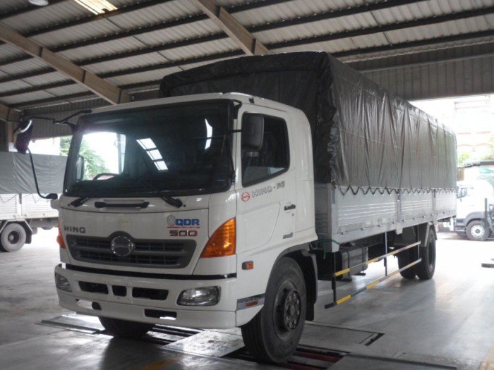 Xe Hino đời 2015 XZU 730: 5tấn, FG8JPSB 8tấn, FG8JPSL 8tấn,FG8JPSH 8tấn giảm giá mạnh