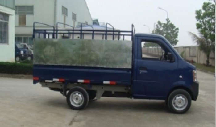 Xe tải nhẹ Dongben 870K thùng khung mui tôn kẽm( 50 triệu nhận xe ngay)