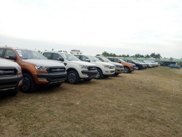 Bán Ford Ranger giá tốt nhất tại hà nội, khuyến mãi lớn