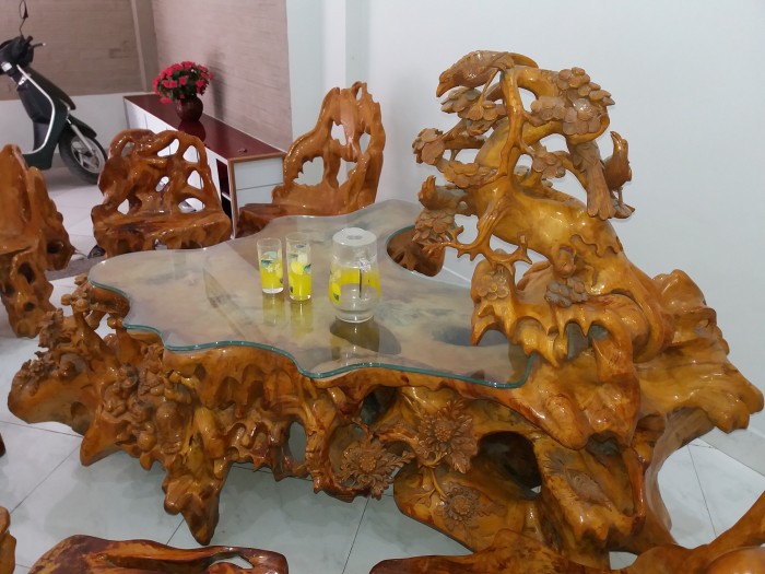 Bộ bàn ghế gốc cây gỗ đỏ Việt cũ thanh lý giá rẻ tại tphcm