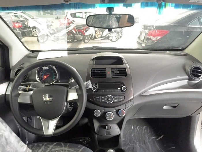 Chevrolet Spark DuO, xe gia đình nhỏ gọn. Hỗ trợ vay 90% giá trị xe, lãi xuất thấp.