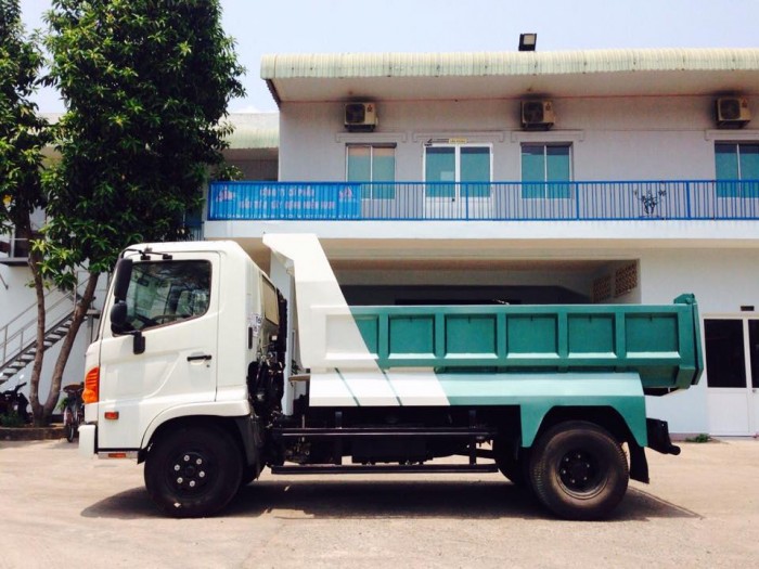 Bán xe Hino FC9JESW - tải tự đỗ giá tốt nhất