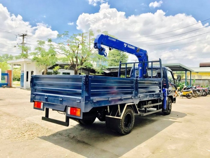Bán xe Hyundai HD99 - tải lắp cẩu giá mềm hàng tốt.