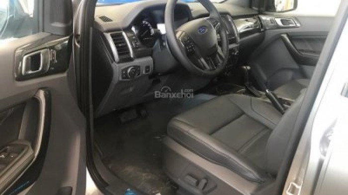 Bán xe Ford Everest 7 chỗ - Giá tốt nhất Sài Gòn-đủ màu-giao xe ngay