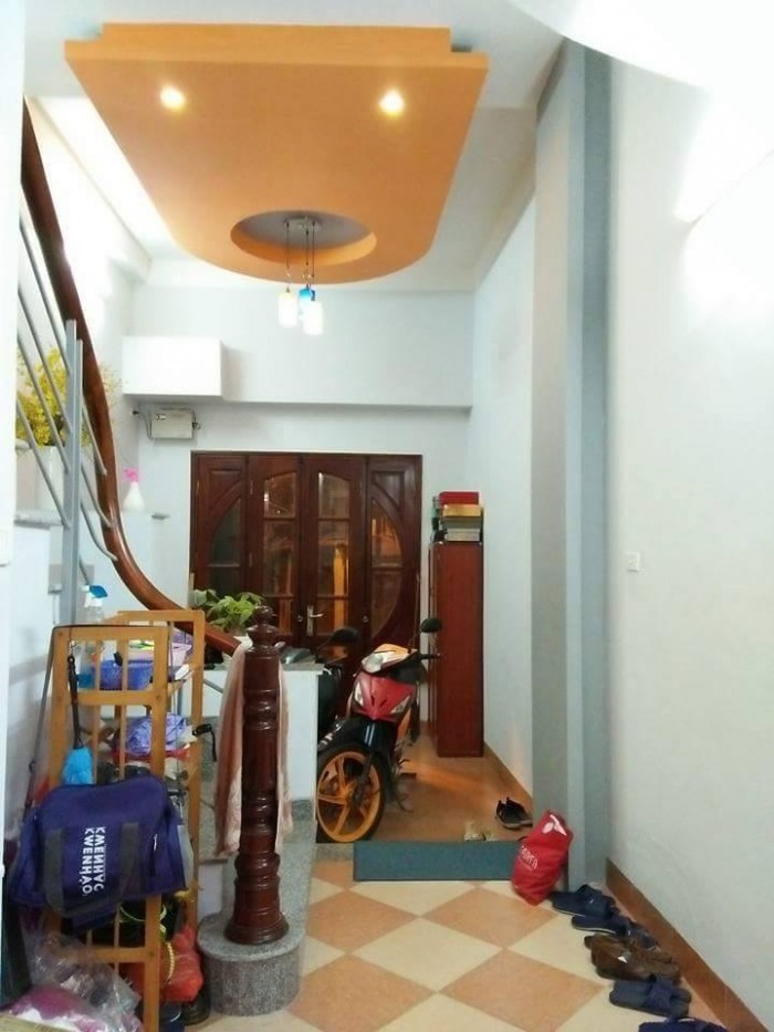 Bán nhà riêng LÔ GÓC Hào Nam, Đống Đa 36m2 4 tỷ