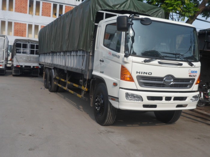 xe Hino FL cầu giả