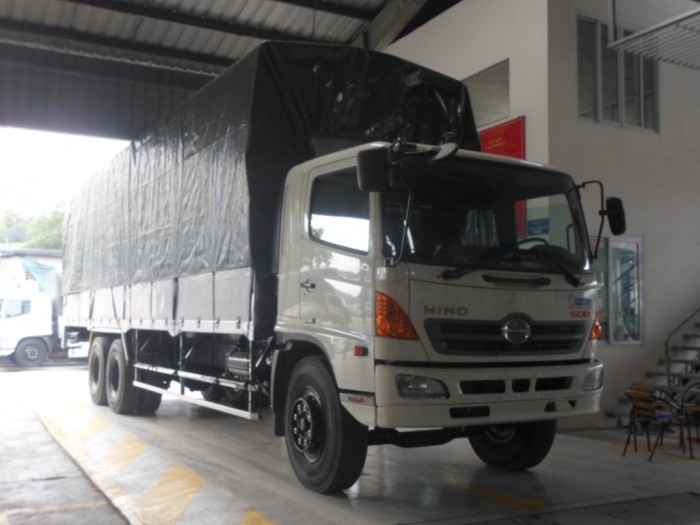 xe Hino FL cầu giả