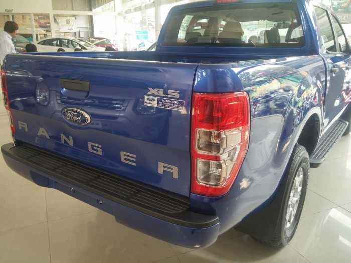 Bán xe Ford Ranger- sản xuất 2017- Đủ màu-Giao ngay-giá rẽ nhất sài Gòn