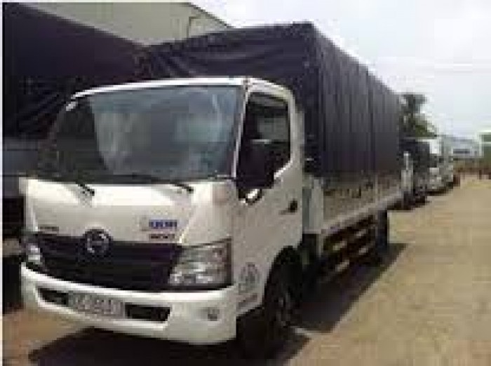 HINO XZU730 Tải Trọng 4.7Ton Giao Xe Ngay