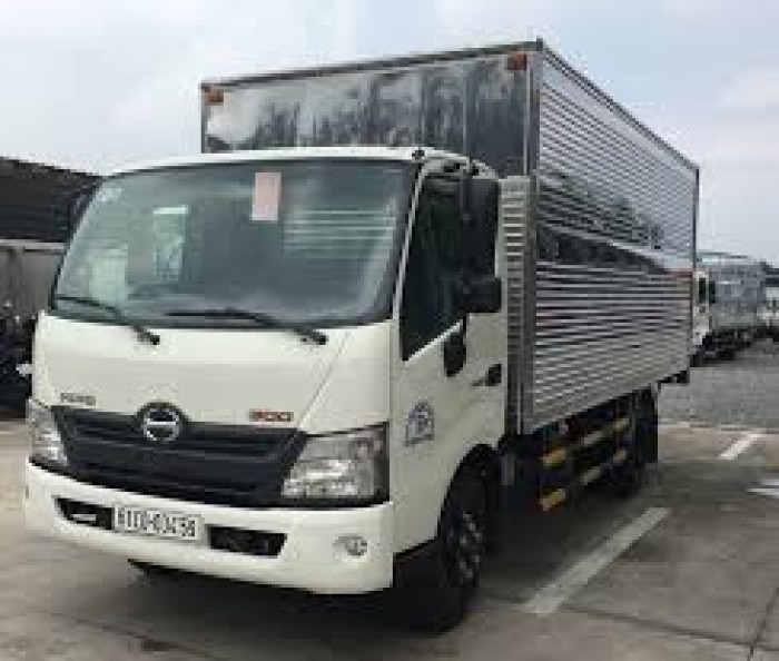 HINO XZU650 Tải Trọng 1.9 tấn Giao Xe Ngay