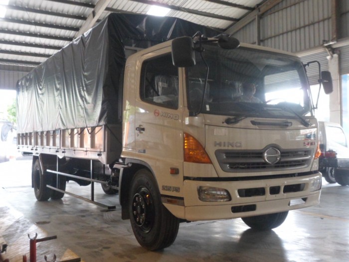 Xe hino FC 6tấn