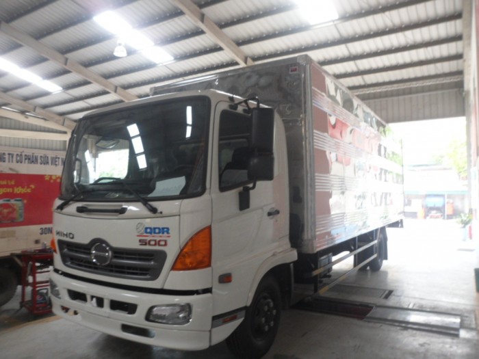 Xe hino FC 6tấn