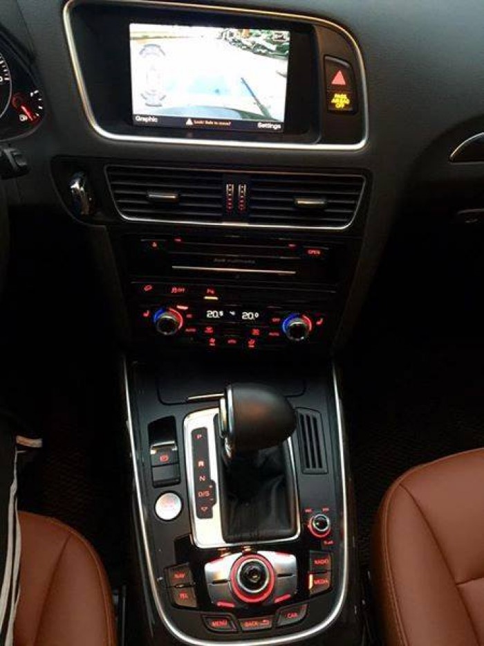 Cần bán Audi Q5 2.0T Quattro 2012