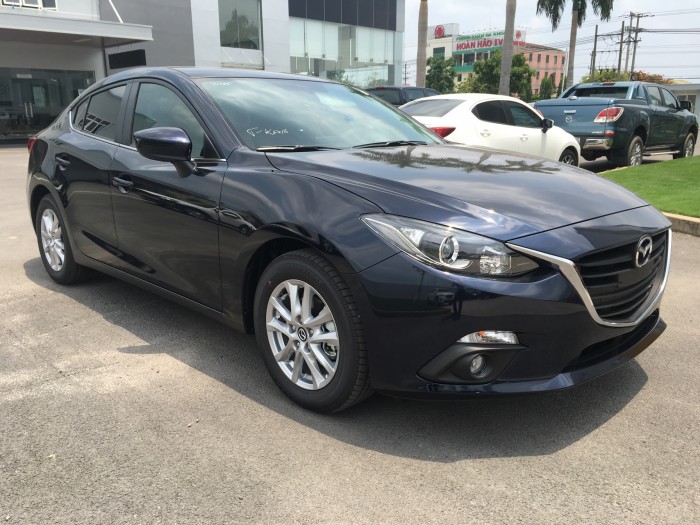 Bán Mazda 3 Facelift 2017 đủ màu giao ngay,