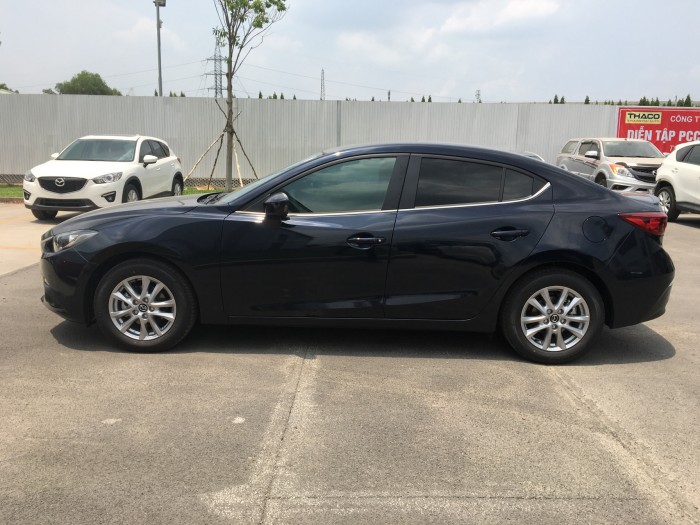 Bán Mazda 3 Facelift 2017 đủ màu giao ngay,