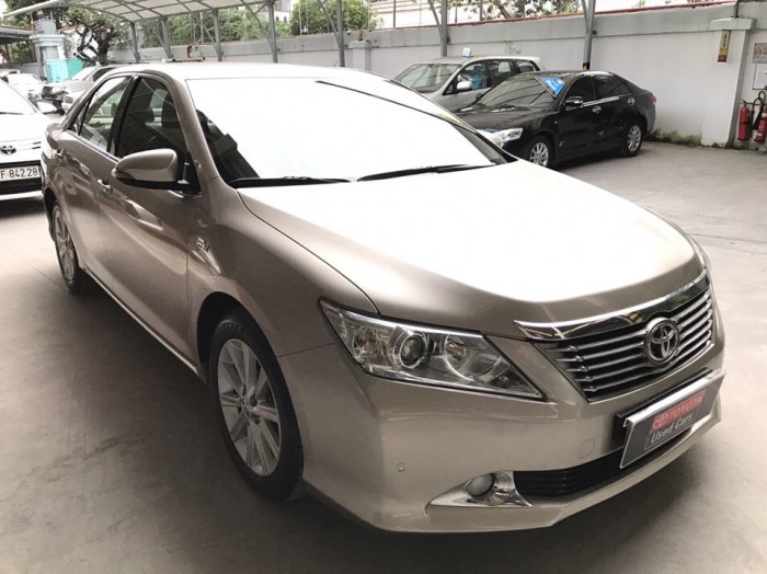 Bán xe Camry 2.5G 2013 màu nâu vàng