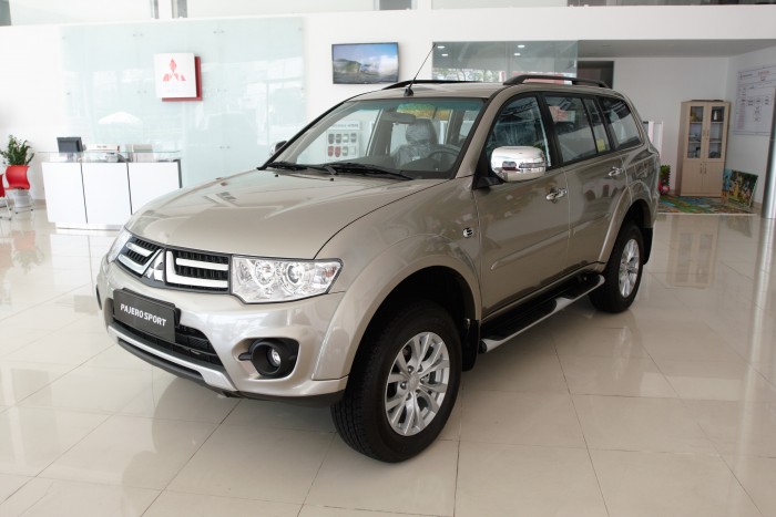 Mitsubishi Motors Đà Nẵng báo giá Pajero Sport xe 7 chổ nội thất rộng rãi đầy tiện nghi với giá hợp lí nhiều ưu đãi