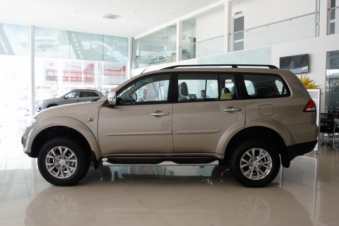 Mitsubishi Motors Đà Nẵng báo giá Pajero Sport xe 7 chổ nội thất rộng rãi đầy tiện nghi với giá hợp lí nhiều ưu đãi