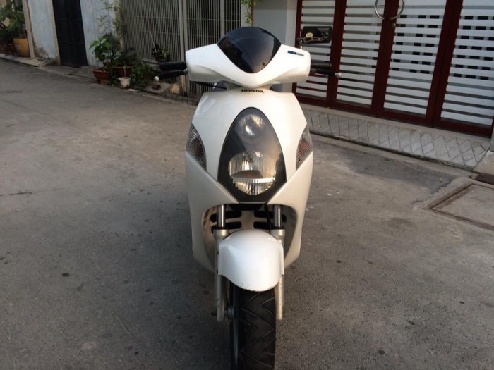 Honda A còng @ 150cc,xe đẹp,máy cực kì êm,màu trắng