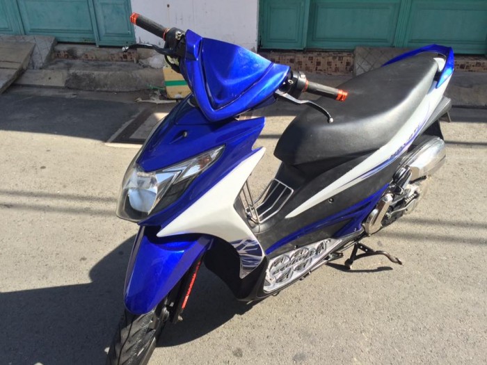 Suzuki hayate ss fi, phun xăng điện tử,màu xanh trắng