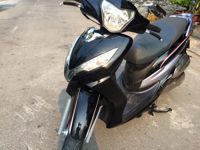 SYM Shark 125cc , nguyên zin,màu đen,kiểu dáng SH sang trọng