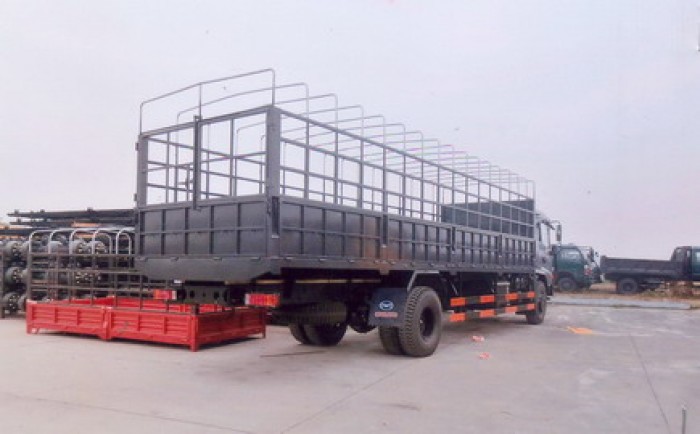 Xe tải TMT KC132800T-MB 7 tấn thùng dài 9m3 giá sốc