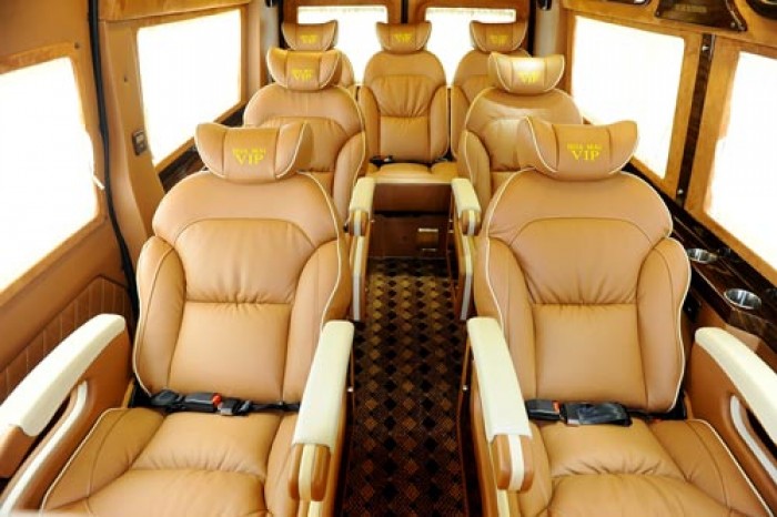Transit Limousine 10 ghế cao cấp-sang trọng -ngân hàng hỗ trợ 80%