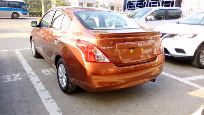 Bán Nissan Sunny XV-SE, màu cam (hiếm) giá 530tr