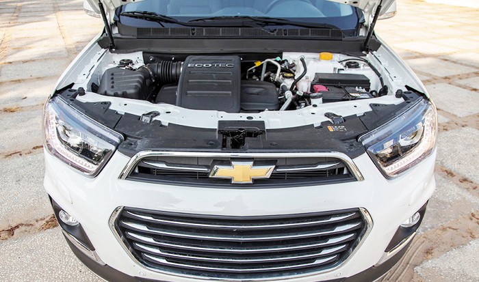 Chevrolet Captiva revv mới 2017, đủ màu giao xe ngay, hỗ trợ trả góp 85% toàn quốc