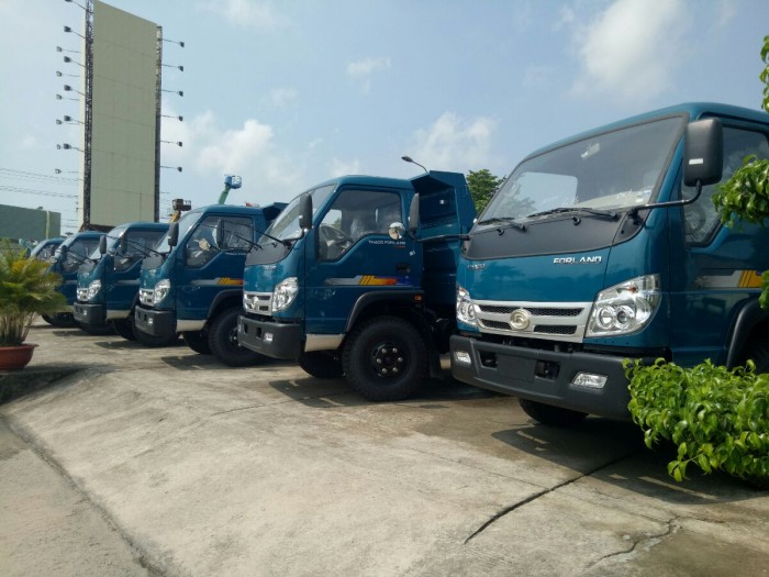 Xe ben Trường Hải FLD490C , tải trọng 4,99 Tấn, thùng ben 4 khối. xe mới 2017, có bán Trả góp.