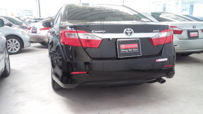 Bán xe Camry 2.5G màu đen đời 2014